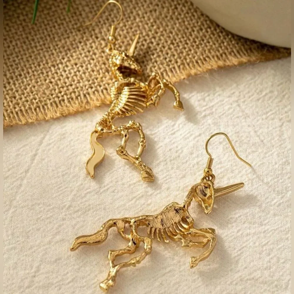 Gothic Skeleton Unicorn Earrings, Gold Tone, Dangling, Engraved detailing NWT - Picture 2 of 3